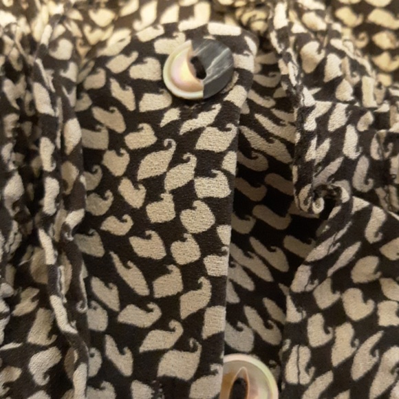 Jones New York Brown Silk Blouse, size 6 - Picture 6 of 6